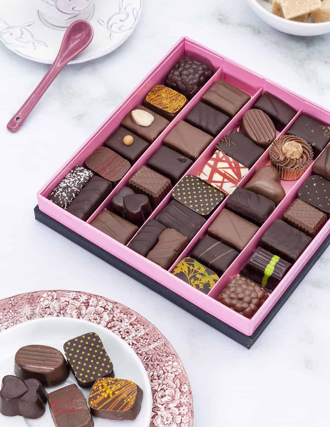 Boîte de 12 chocolats Prestige -Pâtisserie Chocolaterie Raffin